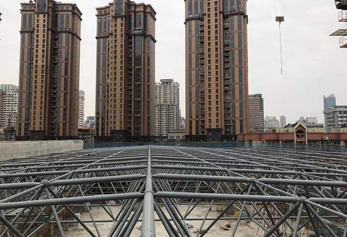 临河螺栓球网架结构